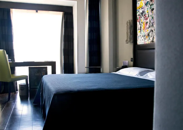 Twentyone Hotel