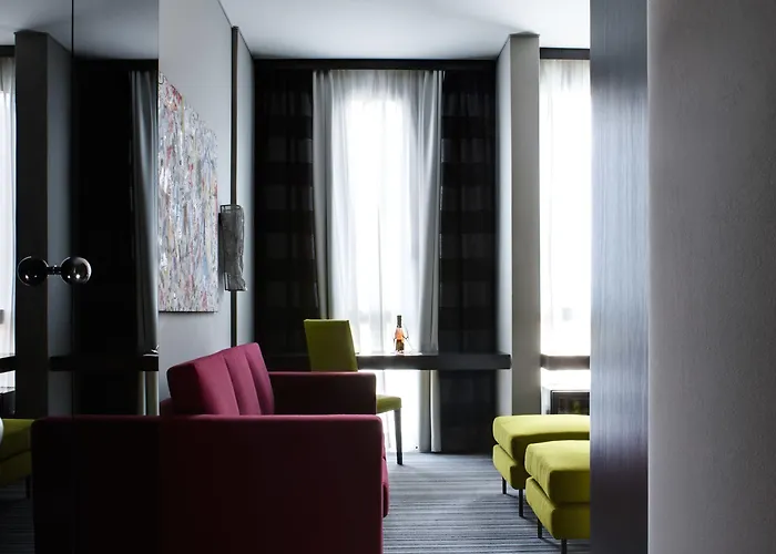 Hotel Twentyone 4*