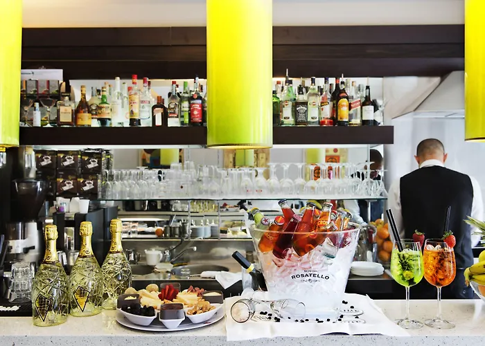 Twentyone Hotel